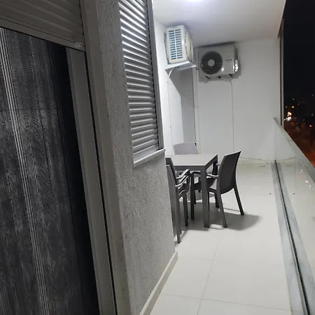Apartment Flat Sheles